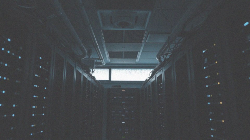 Jakie są konsekwencje nieprzestrzegania zasad udostępniania nagrań z monitoringu?